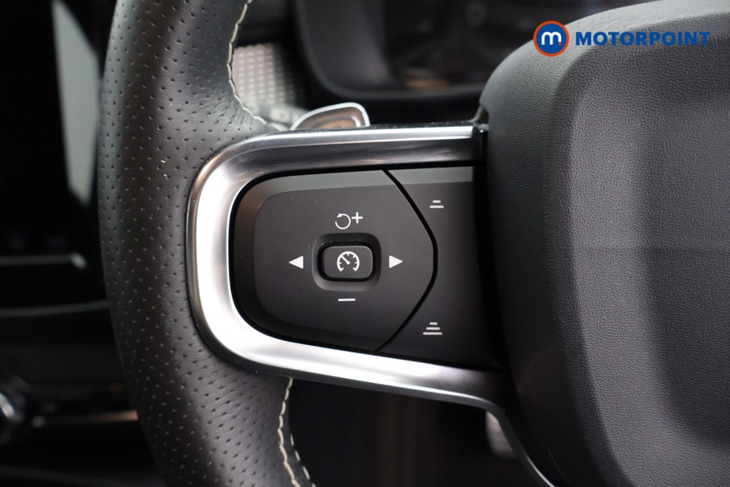Volvo Xc40 R Design Pro Automatic Petrol SUV - Stock Number (1582354) - 4th supplementary image