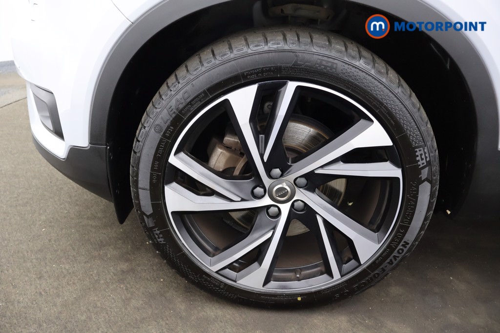 Volvo Xc40 R Design Pro Automatic Petrol SUV - Stock Number (1582354) - 13th supplementary image