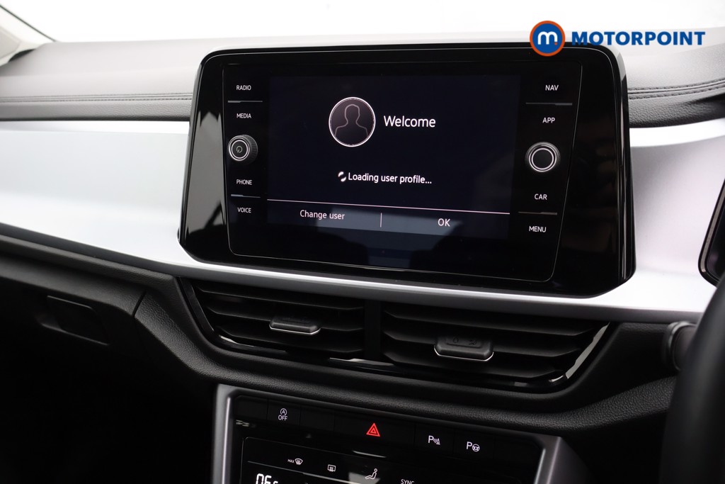 Volkswagen T-Roc Life Manual Petrol SUV - Stock Number (1582376) - 6th supplementary image