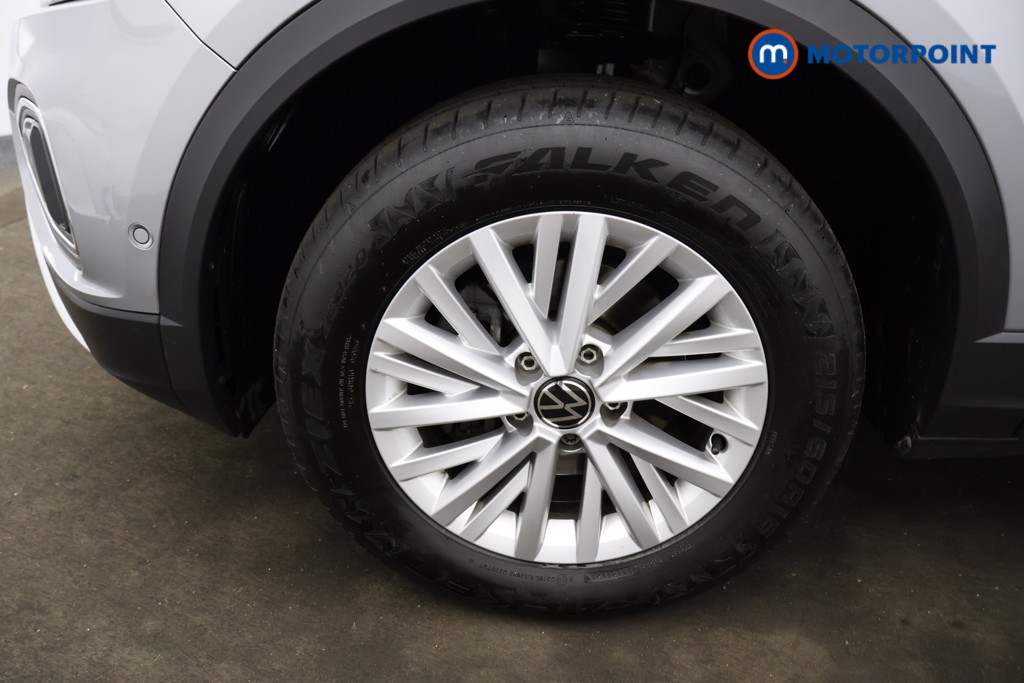 Volkswagen T-Roc Life Manual Petrol SUV - Stock Number (1582376) - 14th supplementary image