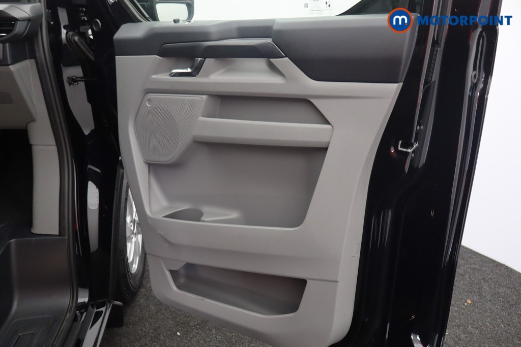 Ford Transit Custom Limited Manual Diesel Crew Bus - Stock Number (1582453) - 13th supplementary image