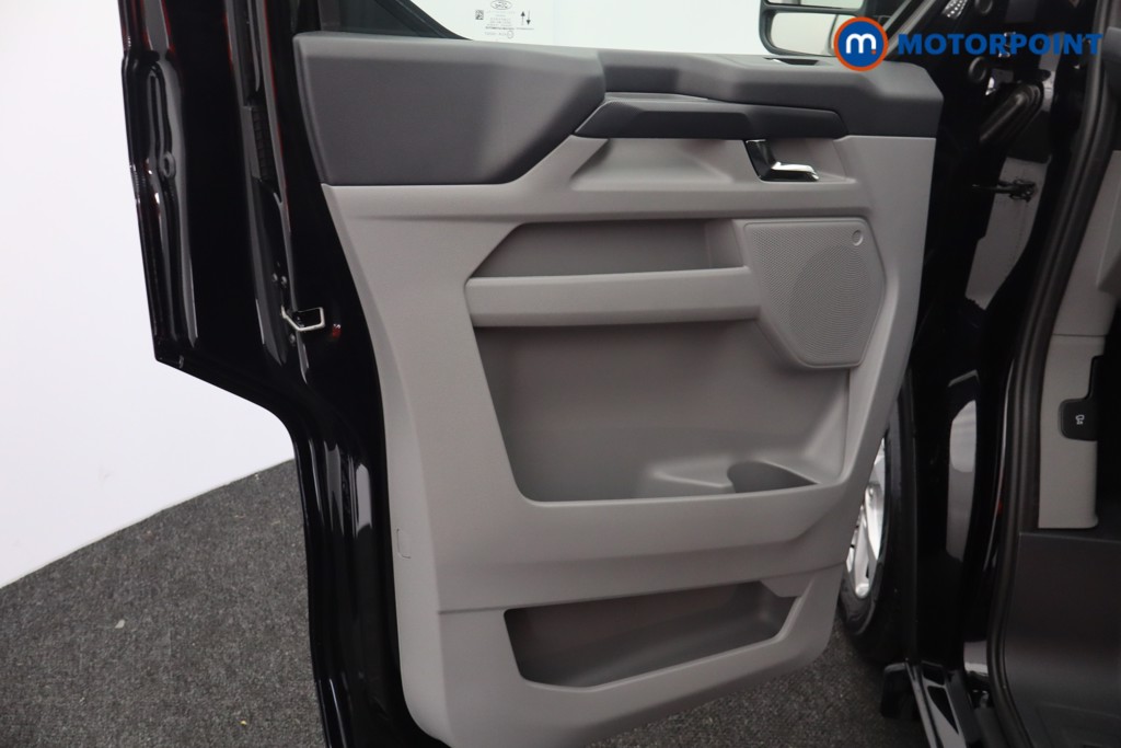 Ford Transit Custom Limited Manual Diesel Crew Bus - Stock Number (1582453) - 19th supplementary image