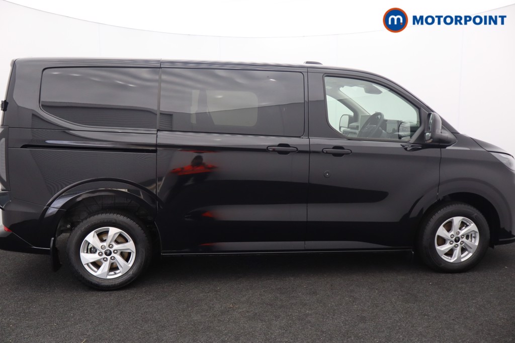 Ford Transit Custom Limited Manual Diesel Crew Bus - Stock Number (1582453) - 1st supplementary image