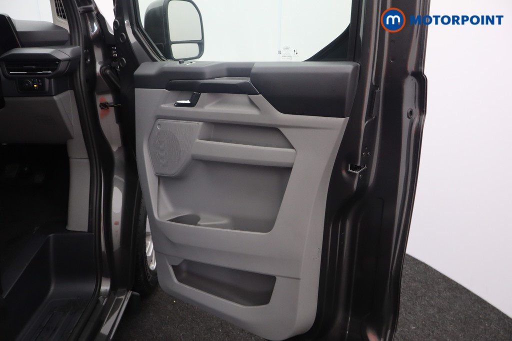 Ford Transit Custom Limited Manual Diesel Crew Bus - Stock Number (1582456) - 14th supplementary image