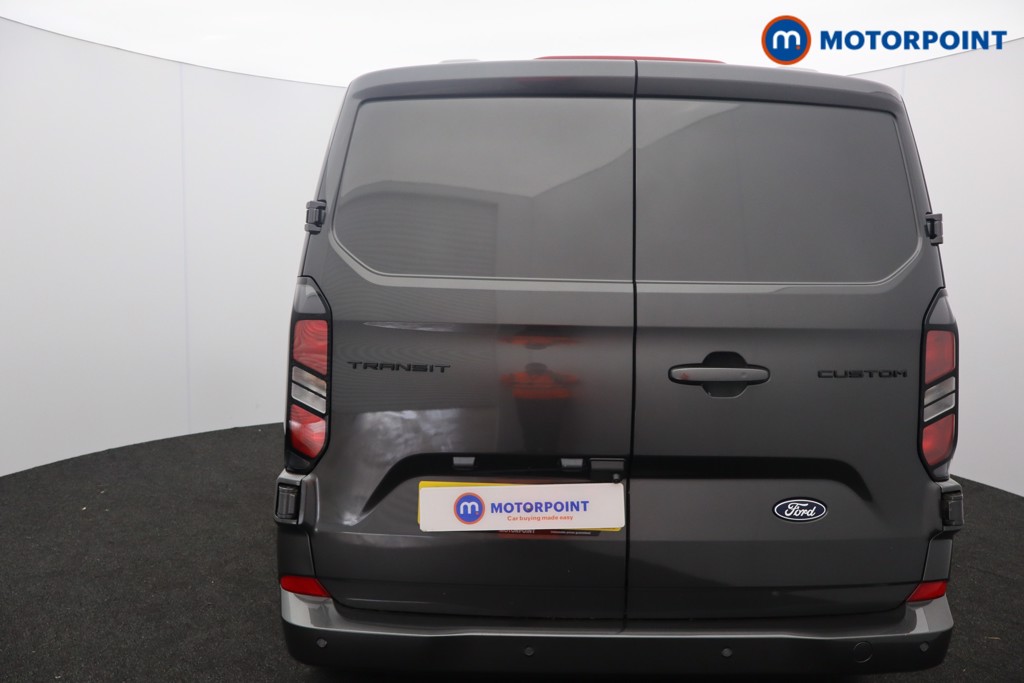 Ford Transit Custom Limited Manual Diesel Crew Bus - Stock Number (1582456) - Passenger side