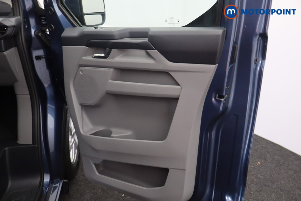 Ford Transit Custom Limited Manual Diesel Crew Bus - Stock Number (1582458) - 15th supplementary image