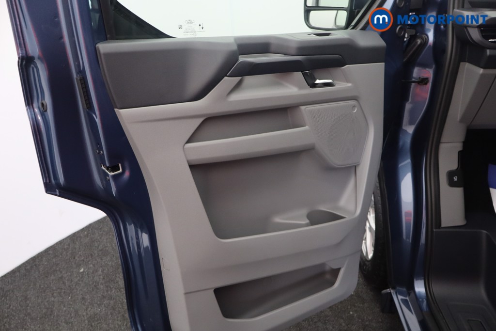Ford Transit Custom Limited Manual Diesel Crew Bus - Stock Number (1582458) - 21st supplementary image