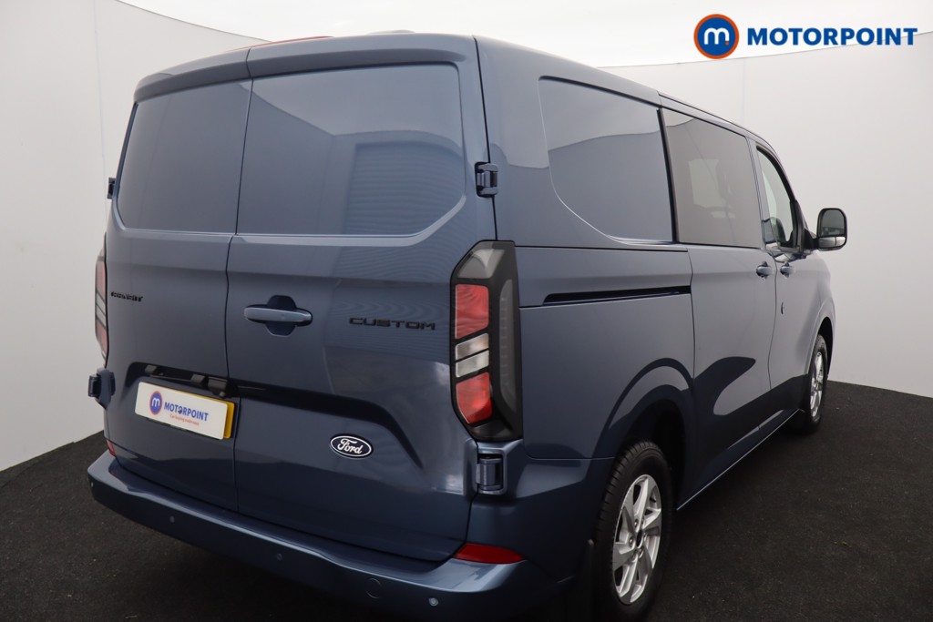Ford Transit Custom Limited Manual Diesel Crew Bus - Stock Number (1582458) - Passenger side