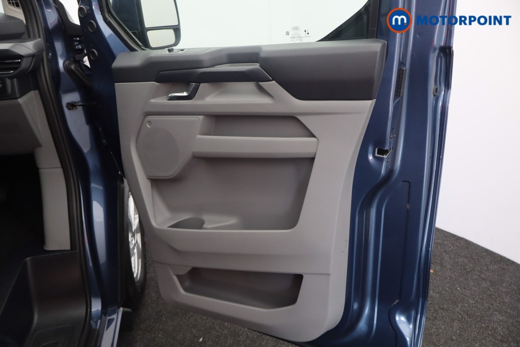 Ford Transit Custom Limited Manual Diesel Crew Bus - Stock Number (1582461) - 15th supplementary image