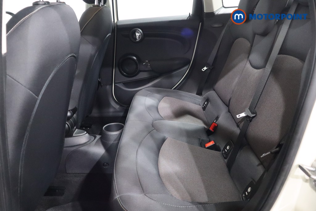 Mini Hatchback Cooper Classic Automatic Petrol Hatchback - Stock Number (1582513) - 5th supplementary image