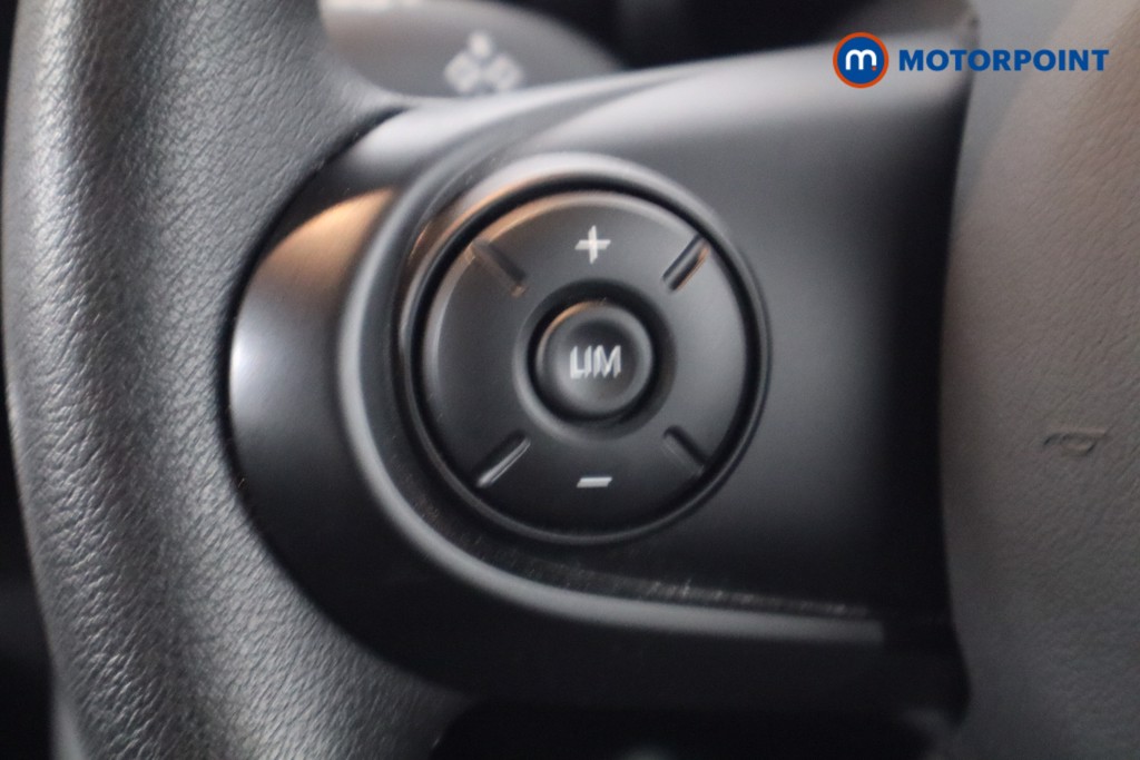 Mini Hatchback Cooper Classic Automatic Petrol Hatchback - Stock Number (1582513) - 7th supplementary image