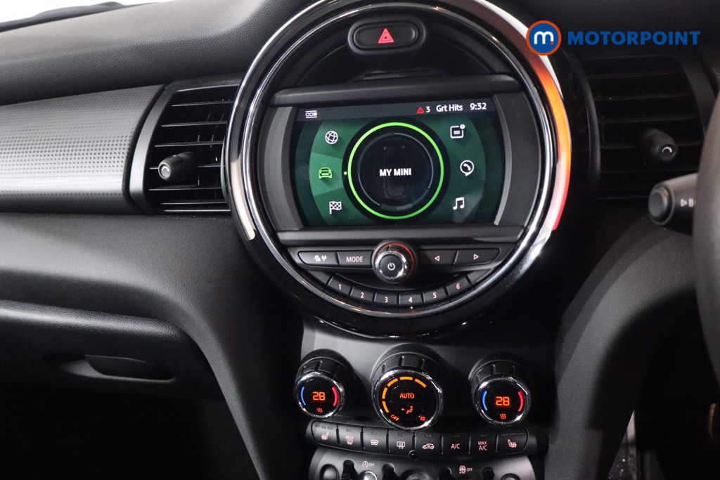 Mini Hatchback Cooper Classic Automatic Petrol Hatchback - Stock Number (1582513) - 15th supplementary image