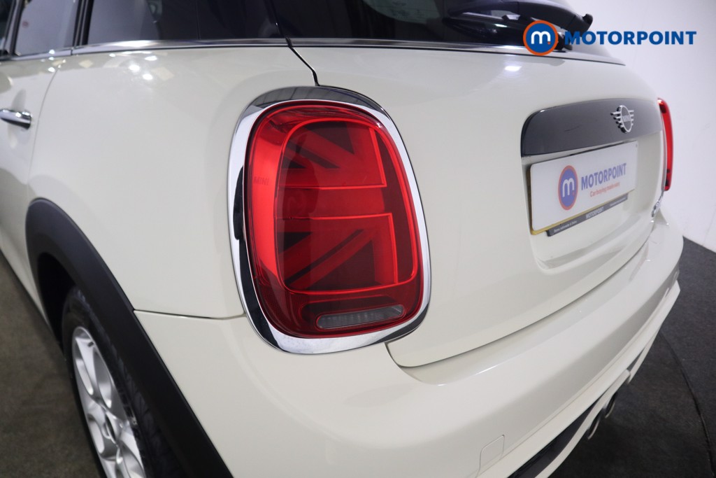 Mini Hatchback Cooper S Classic Automatic Petrol Hatchback - Stock Number (1582803) - 20th supplementary image