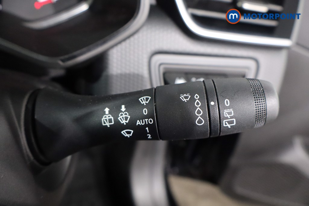 Renault Clio Evolution Manual Petrol Hatchback - Stock Number (1583011) - 19th supplementary image