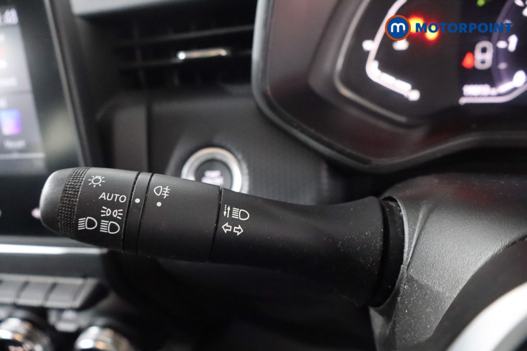 Renault Clio Evolution Manual Petrol Hatchback - Stock Number (1583011) - 21st supplementary image