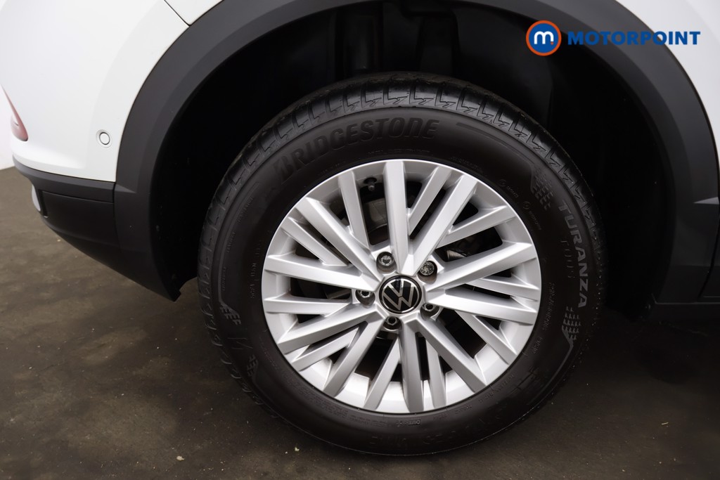Volkswagen T-Roc Life Manual Petrol SUV - Stock Number (1583070) - 10th supplementary image