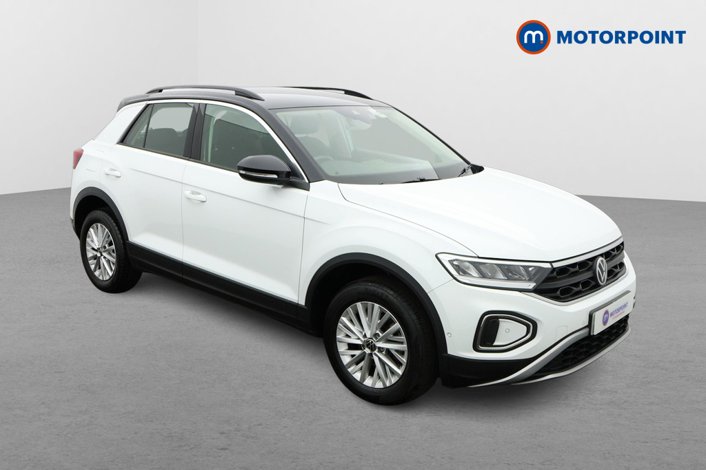 Volkswagen T-Roc Life Manual Petrol SUV - Stock Number (1583070) - Drivers side front corner