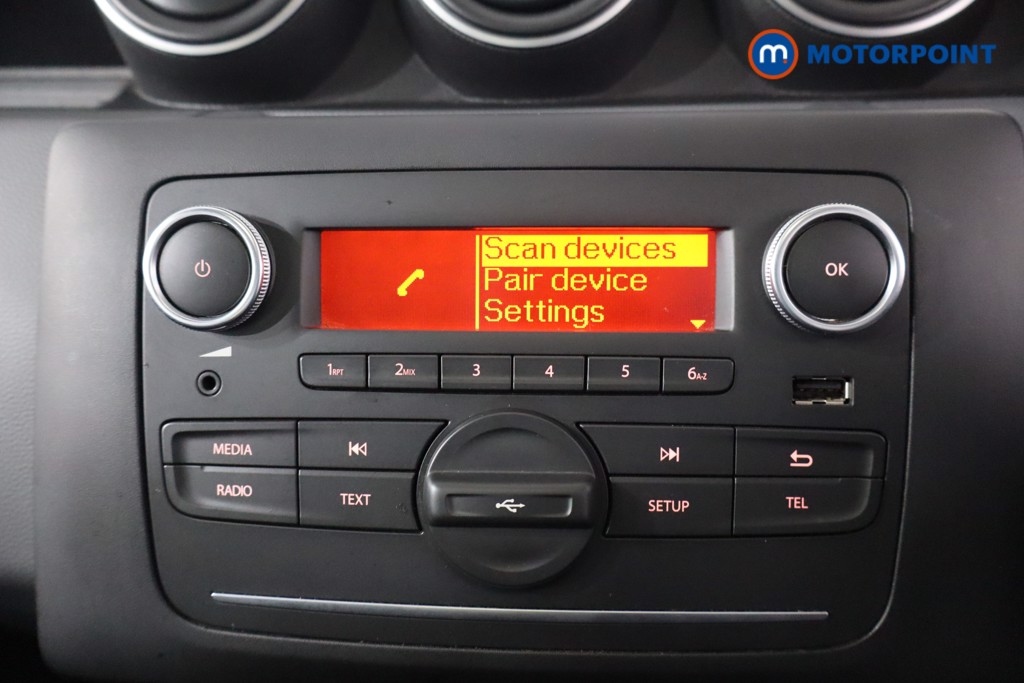 Dacia Duster Essential Manual Petrol SUV - Stock Number (1583081) - 2nd supplementary image