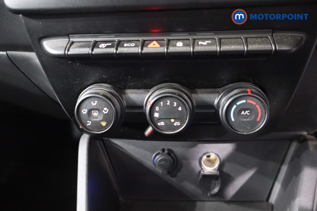 Dacia Duster Essential Manual Petrol SUV - Stock Number (1583081) - 15th supplementary image