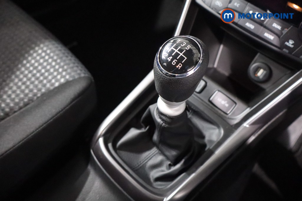 Suzuki S-Cross Motion Manual Petrol-Electric Hybrid SUV - Stock Number (1583242) - 14th supplementary image
