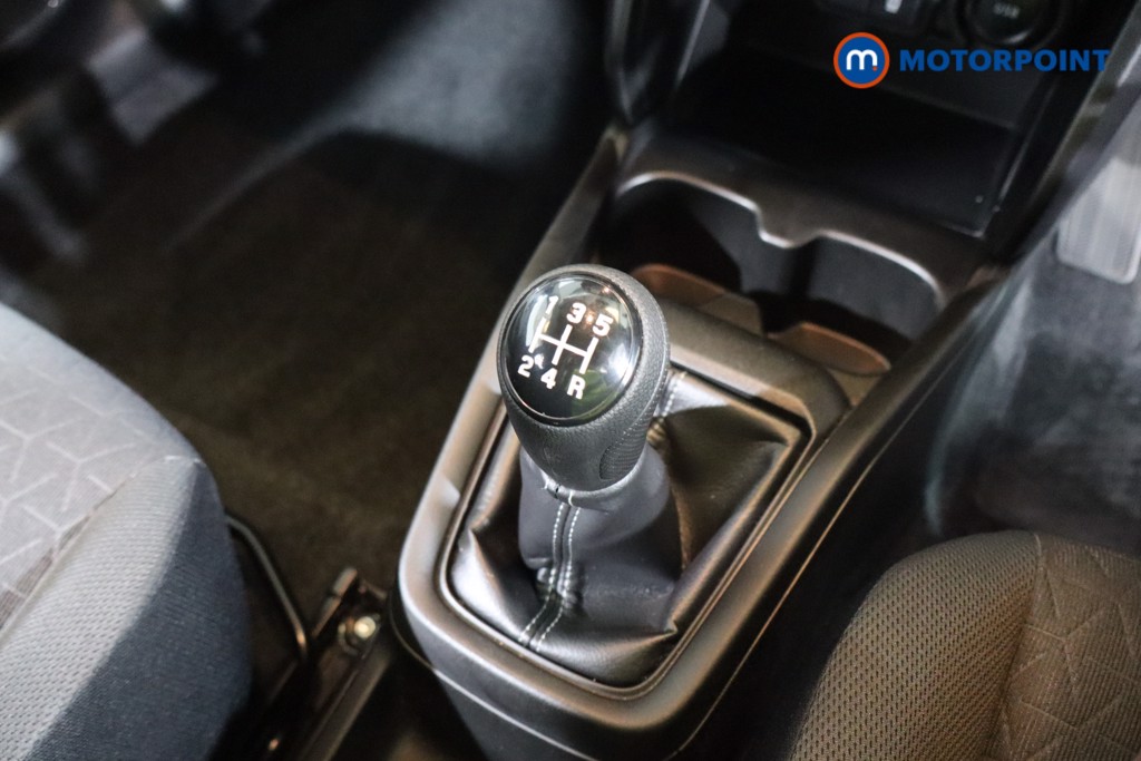 Suzuki Swift Motion Manual Petrol-Electric Hybrid Hatchback - Stock Number (1583466) - 10th supplementary image