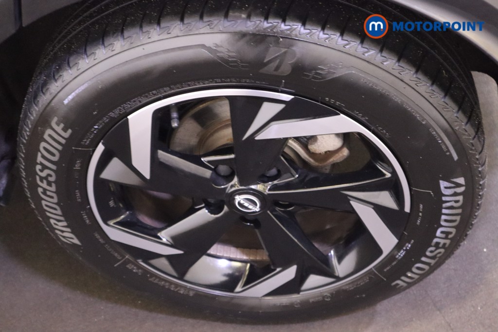 Nissan Juke N-Connecta Automatic Petrol-Electric Hybrid SUV - Stock Number (1583548) - 9th supplementary image