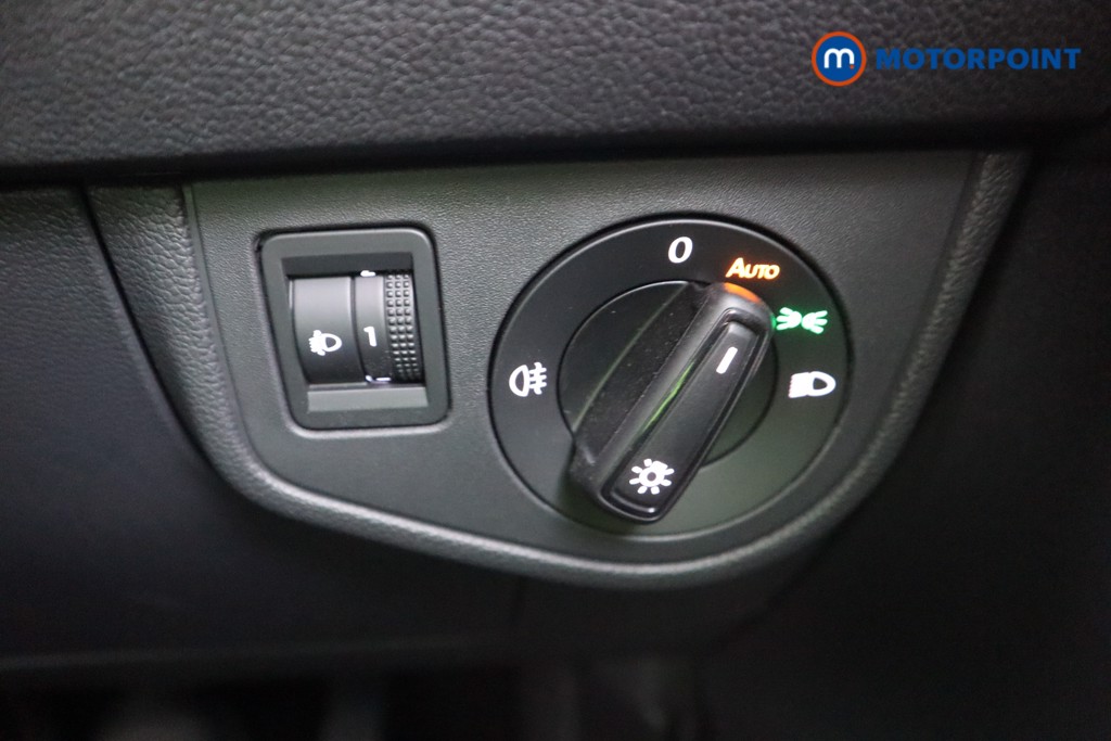 Volkswagen Polo Life Manual Petrol Hatchback - Stock Number (1565383) - 9th supplementary image