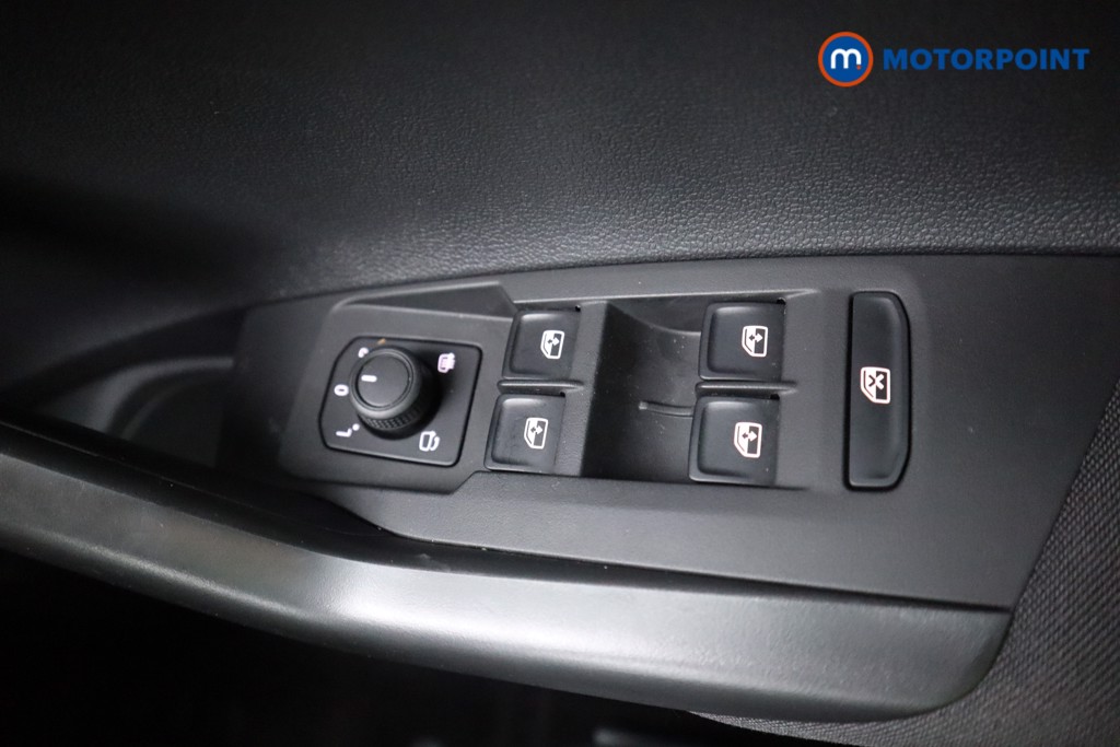 Volkswagen Polo Life Manual Petrol Hatchback - Stock Number (1565383) - 11th supplementary image