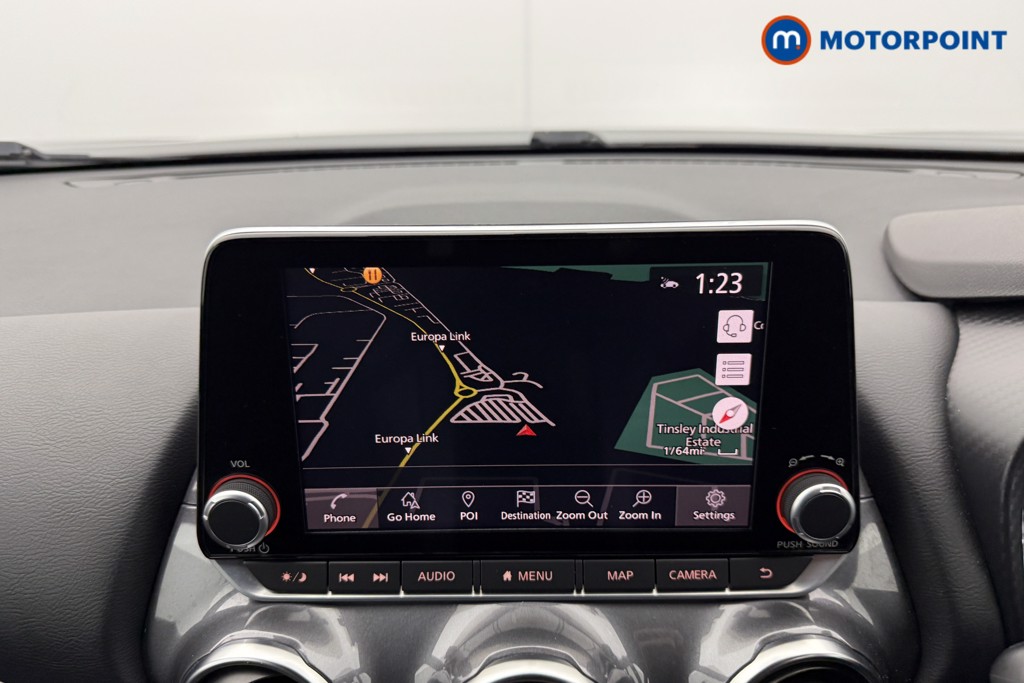 Nissan Juke N-Connecta Manual Petrol SUV - Stock Number (1566119) - 2nd supplementary image