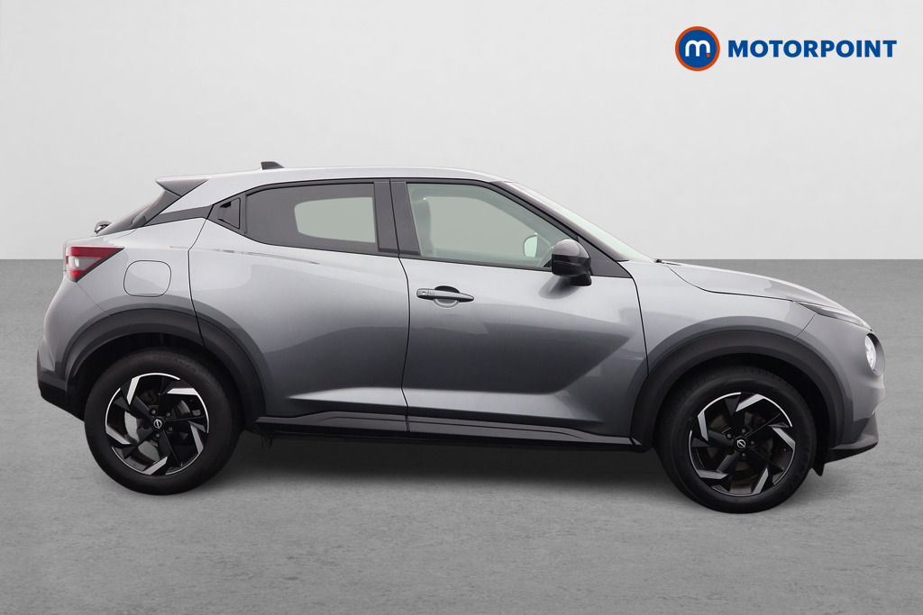 Nissan Juke N-Connecta Manual Petrol SUV - Stock Number (1566119) - Drivers side