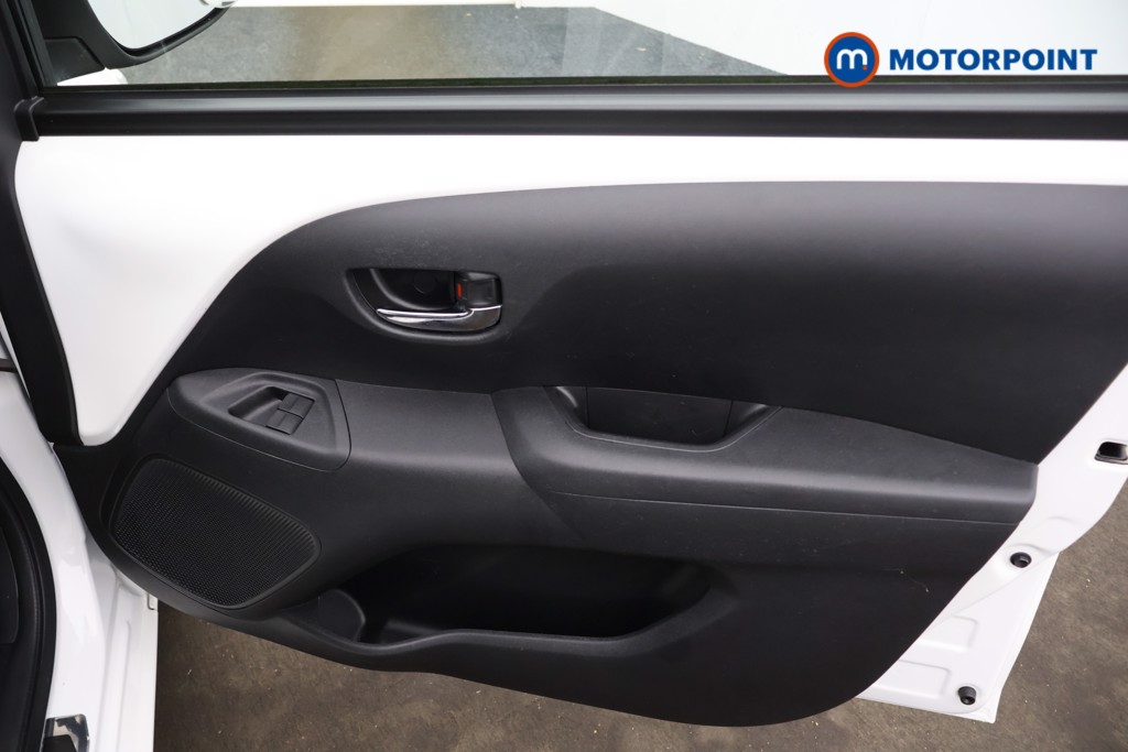 Toyota Aygo X-Trend Automatic Petrol Hatchback - Stock Number (1569017) - 9th supplementary image