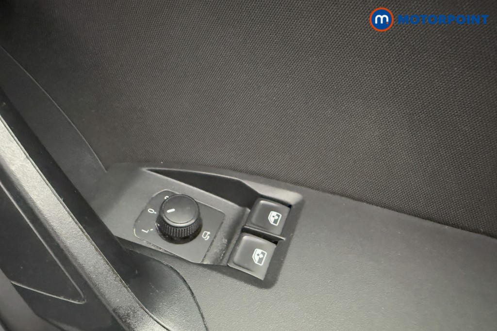 Seat Ibiza FR Manual Petrol Hatchback - Stock Number (1570649) - 21st supplementary image