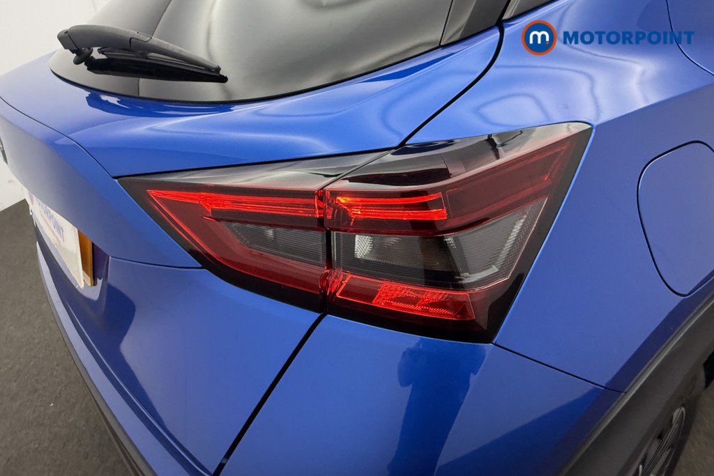 Nissan Juke N-Connecta Manual Petrol SUV - Stock Number (1571903) - 19th supplementary image
