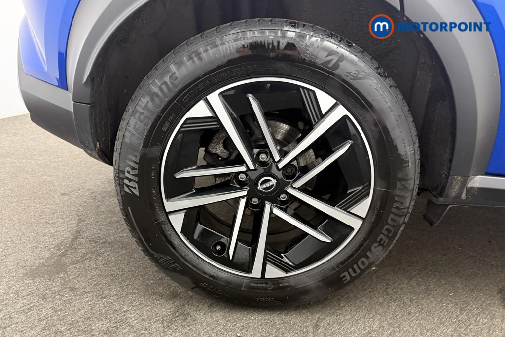 Nissan Juke N-Connecta Manual Petrol SUV - Stock Number (1571903) - 25th supplementary image