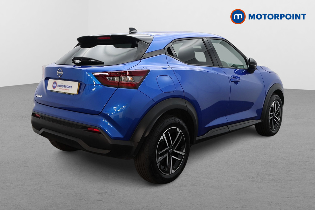 Nissan Juke N-Connecta Manual Petrol SUV - Stock Number (1571903) - Drivers side rear corner