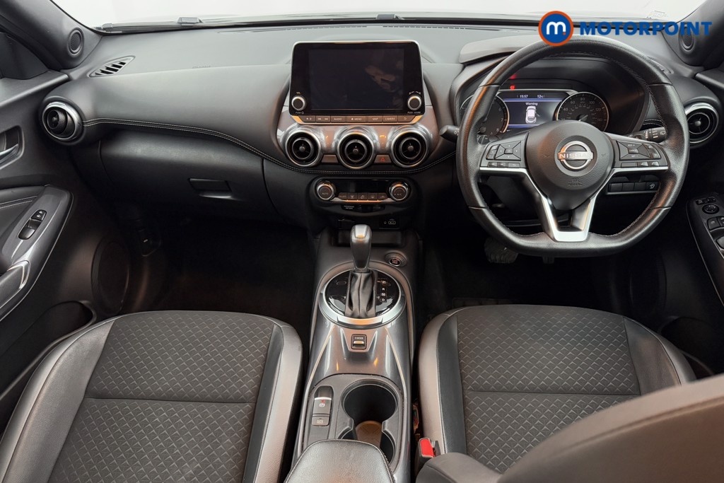 Nissan Juke N-Connecta Automatic Petrol SUV - Stock Number (1572656) - 2nd supplementary image
