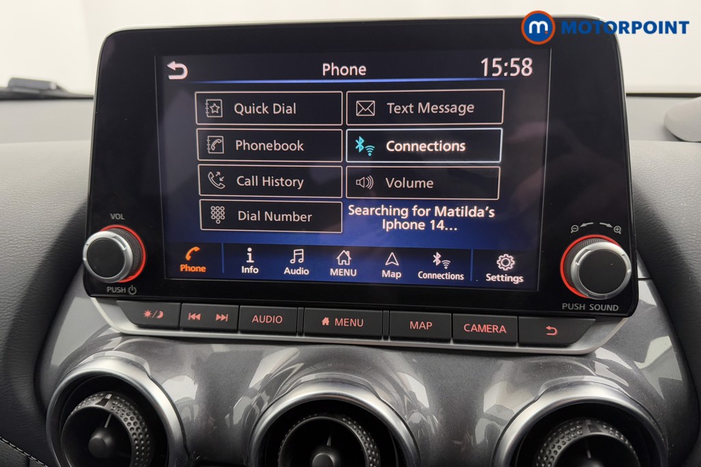 Nissan Juke N-Connecta Automatic Petrol SUV - Stock Number (1572656) - 9th supplementary image