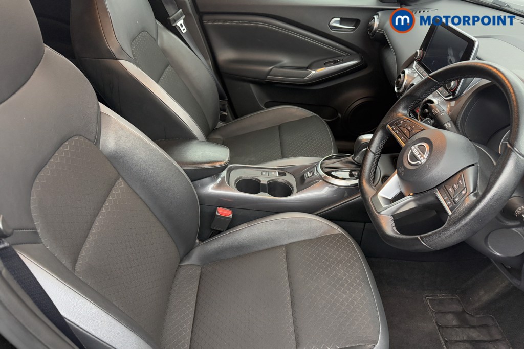 Nissan Juke N-Connecta Automatic Petrol SUV - Stock Number (1572656) - 21st supplementary image