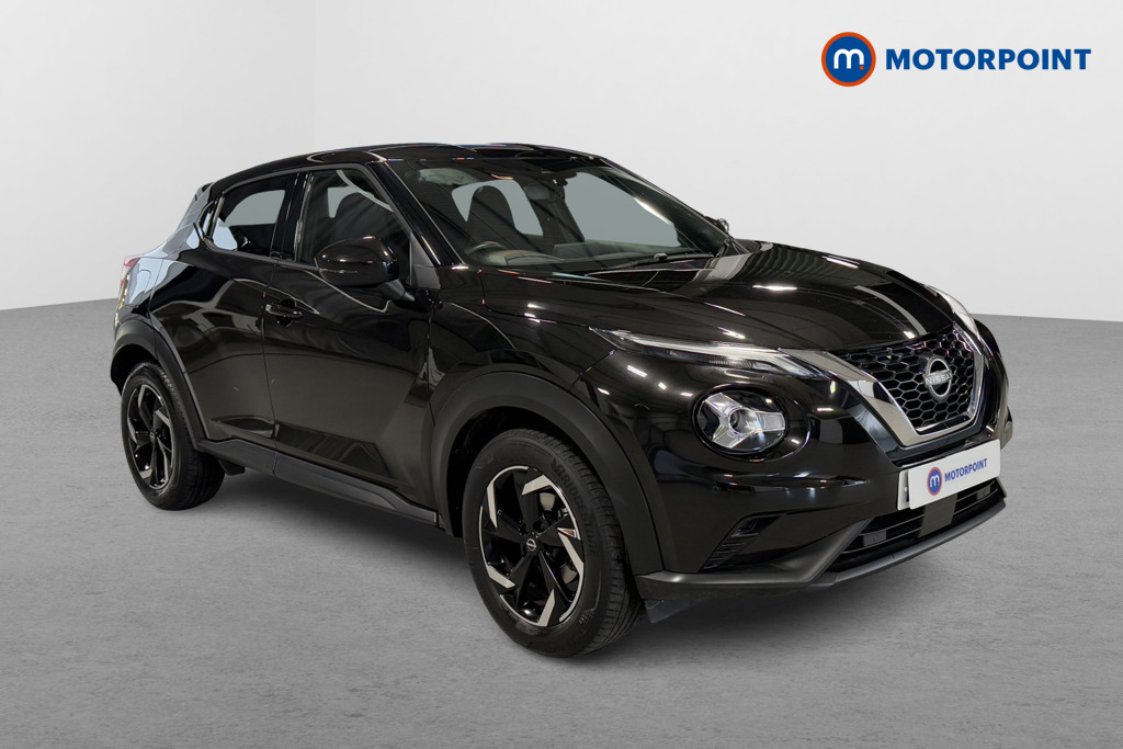 Nissan Juke N-Connecta Automatic Petrol SUV - Stock Number (1572656) - Drivers side front corner