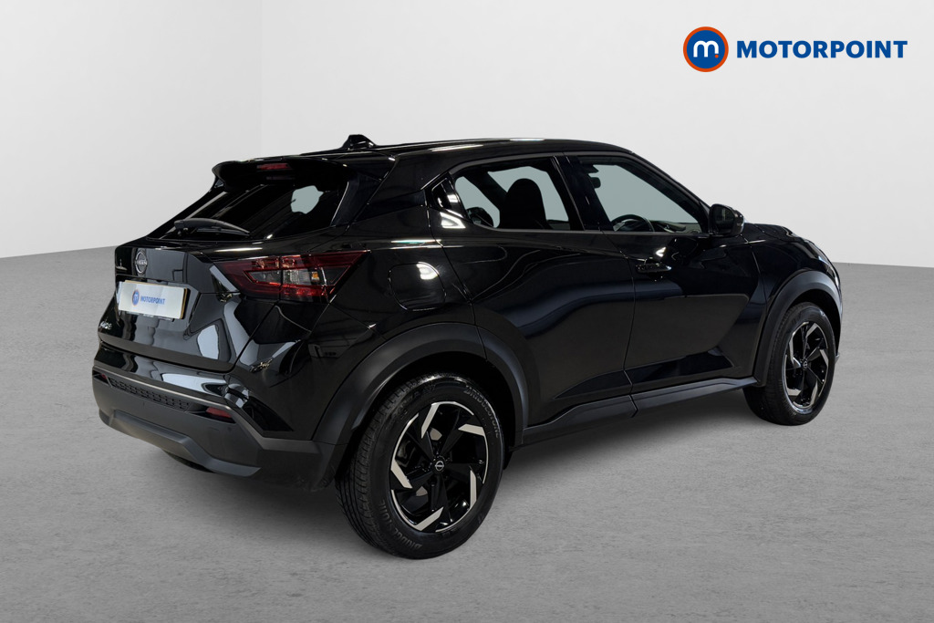 Nissan Juke N-Connecta Automatic Petrol SUV - Stock Number (1572656) - Drivers side rear corner