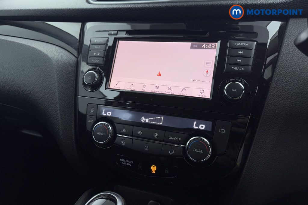 Nissan Qashqai Acenta Premium Automatic Petrol SUV - Stock Number (1572697) - 8th supplementary image