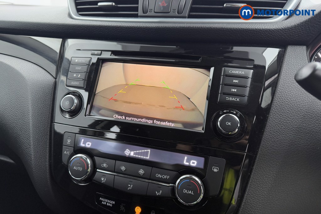 Nissan Qashqai Acenta Premium Automatic Petrol SUV - Stock Number (1572697) - 9th supplementary image