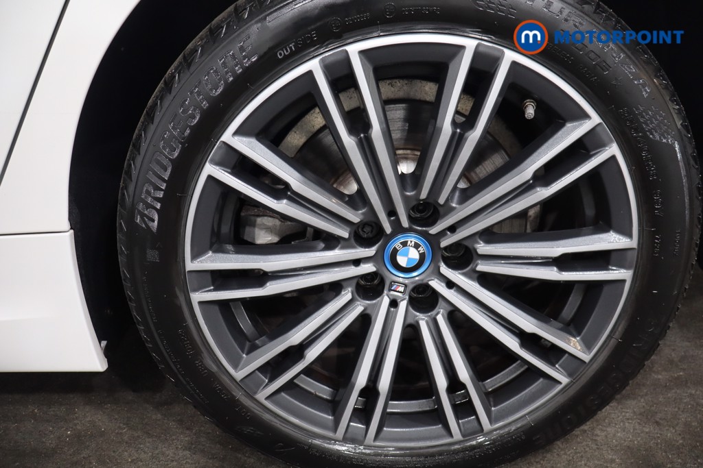 BMW 3 Series M Sport Automatic Petrol Plug-In Hybrid Estate - Stock Number (1573924) - 12th supplementary image