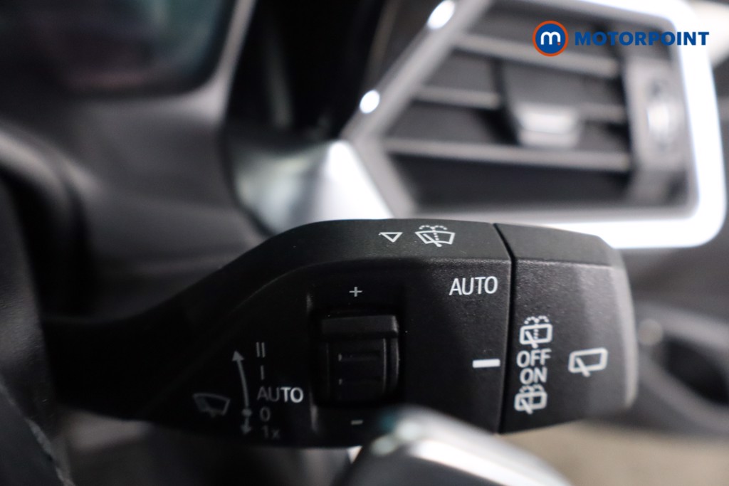 BMW 3 Series M Sport Automatic Petrol Plug-In Hybrid Estate - Stock Number (1573924) - 19th supplementary image