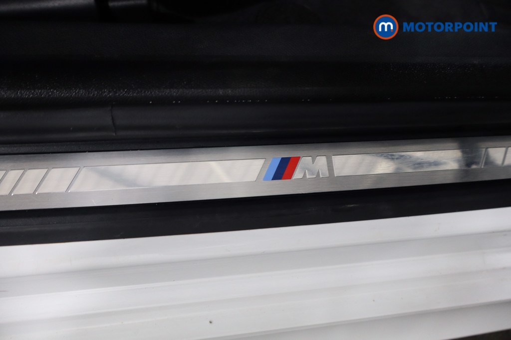 BMW 3 Series M Sport Automatic Petrol Plug-In Hybrid Estate - Stock Number (1573924) - 22nd supplementary image