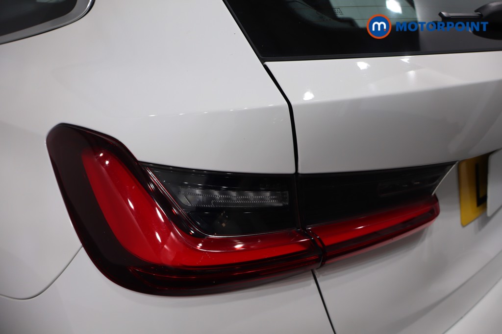 BMW 3 Series M Sport Automatic Petrol Plug-In Hybrid Estate - Stock Number (1573924) - 36th supplementary image