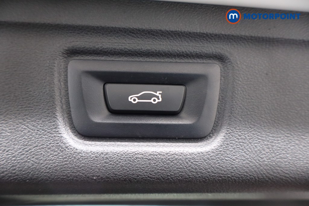 BMW 3 Series M Sport Automatic Petrol Plug-In Hybrid Estate - Stock Number (1573924) - 39th supplementary image