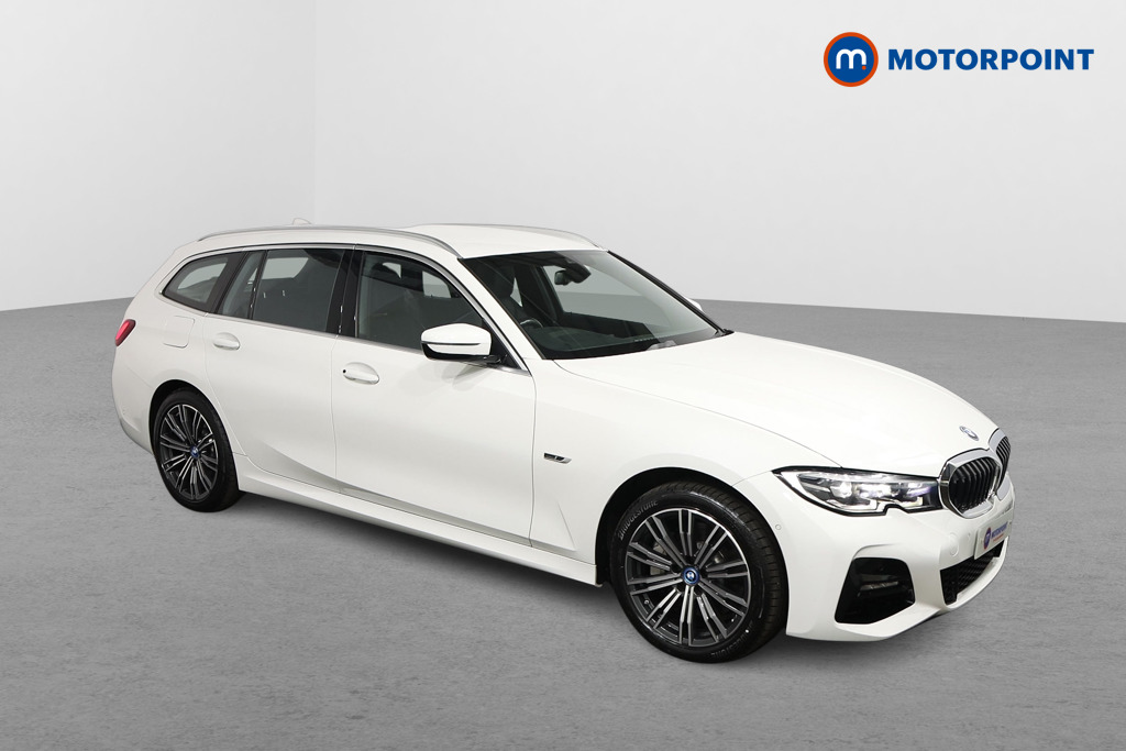 BMW 3 Series M Sport Automatic Petrol Plug-In Hybrid Estate - Stock Number (1573924) - Drivers side front corner