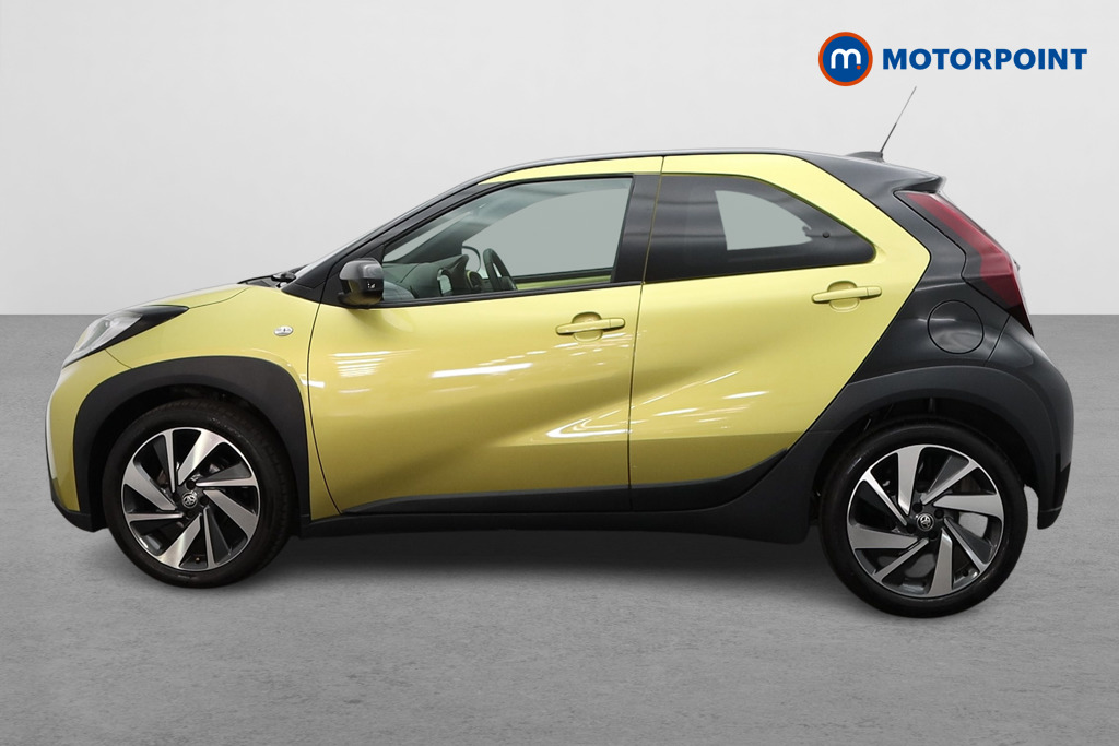 Toyota Aygo X Edge Manual Petrol Hatchback - Stock Number (1574492) - Passenger side