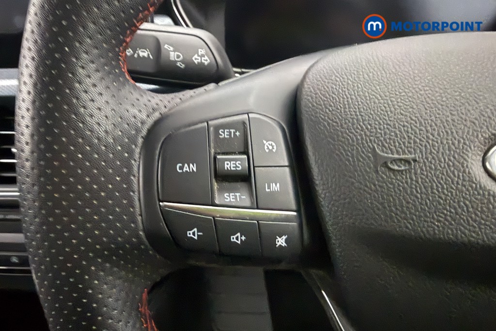 Ford Focus Active X Automatic Petrol Estate - Stock Number (1574503) - 14th supplementary image